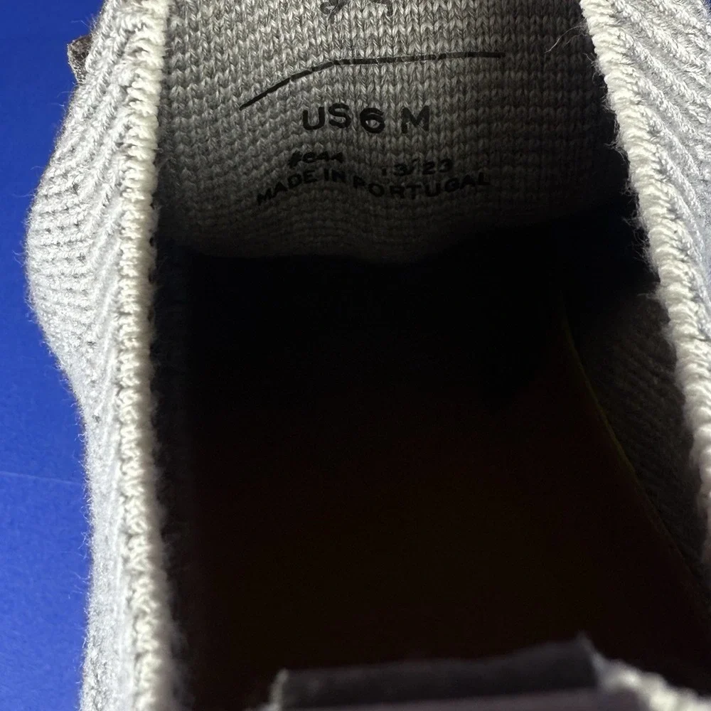 NEW Wolf and Shepherd SupremeKnit Men's Trainer Shoes‎ Size 6 Women's